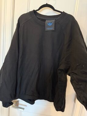 adidas Black Sweatshirt with Blue Trefoil Tag